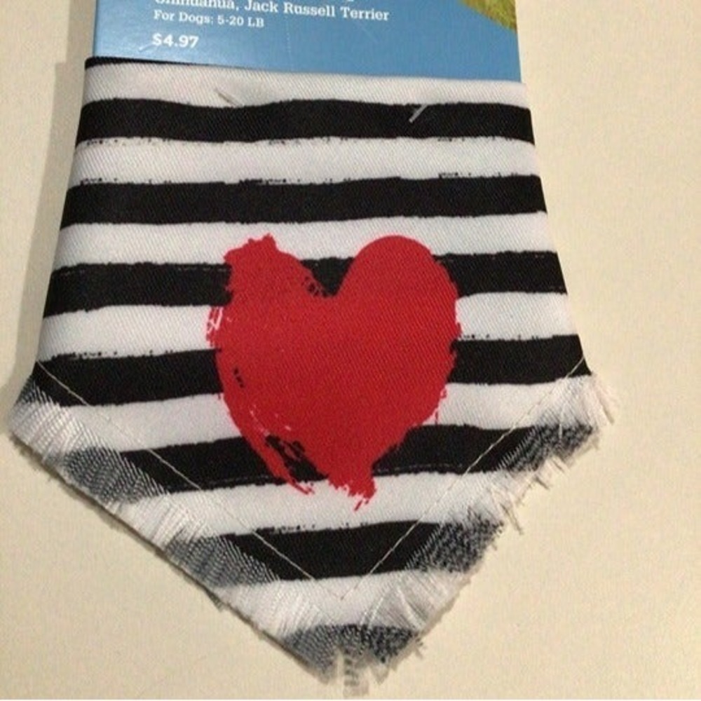 Valentine's dog bandana‎ XS-S